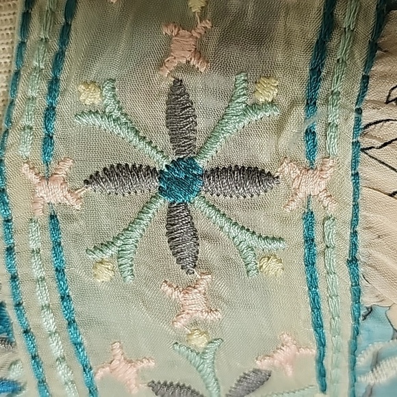 JOHNNY WAS, Women‎ top, NWT. Size medium. Multiple colors. Loose fit. Fabulous - Picture 5 of 16